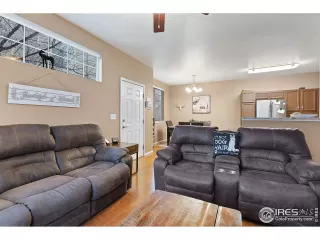 Photo #1: 984126 Listing