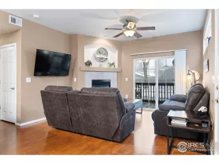 Photo #4: 984126 Listing