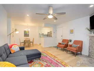 Photo #4: 984240 Listing