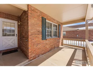 Photo #2: 984251 Listing