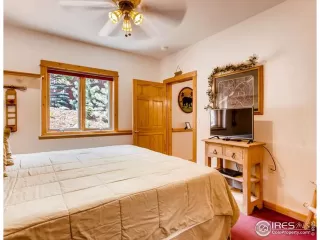 Photo #6: 984291 Listing