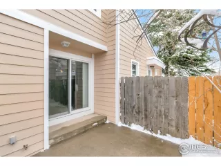 Photo #2: 984318 Listing