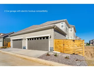 Photo #3: 984333 Listing