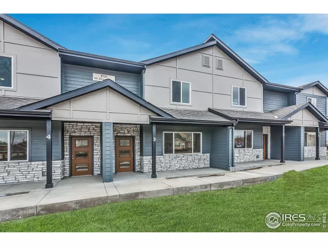 MLS: 984338 Condo For Sale