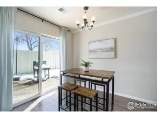 Photo #5: 984389 Listing 