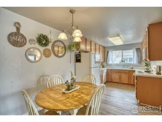 Photo #6: 984395 Listing