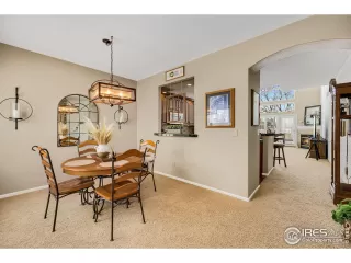 Photo #4: 984416 Listing