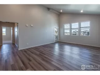 Photo #3: 984430 Listing