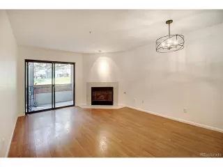 Photo #6: 9844446 Listing