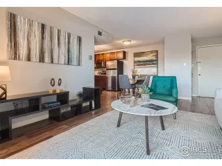 Photo #3: 984457 Listing 