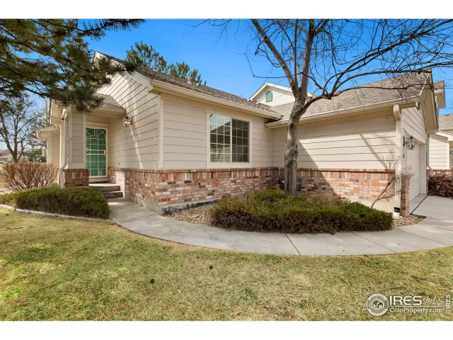 MLS: 984470 Condo For Sale