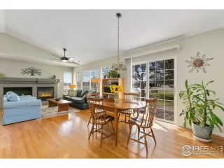 Photo #4: 984470 Listing
