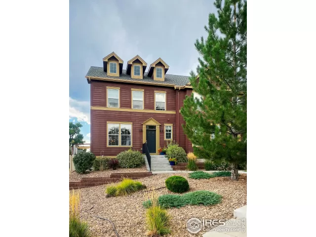 MLS: 984507 Condo For Sale