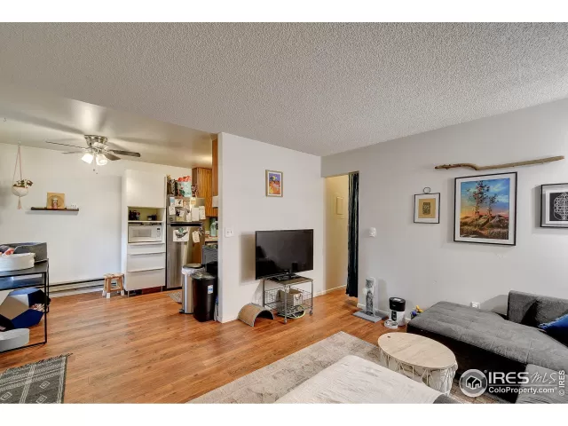 MLS: 984548 Condo For Sale