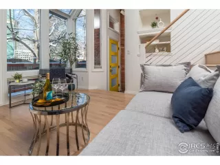 Photo #3: 984557 Listing 