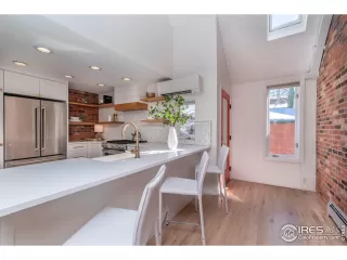 Photo #6: 984557 Listing 