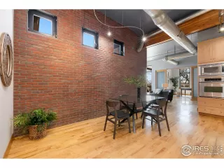 Photo #3: 984565 Listing