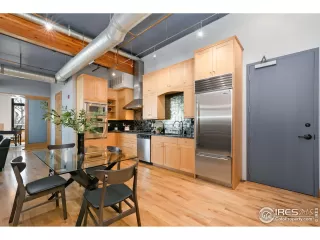 Photo #4: 984565 Listing