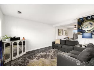 Photo #3: 984579 Listing