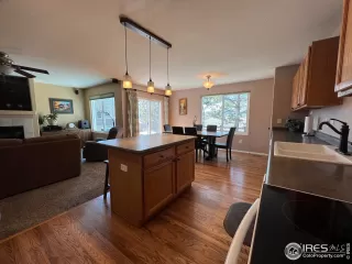 Photo #2: 984588 Listing