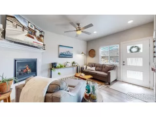 Photo #3: 984608 Listing