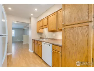 Photo #2: 984617 Listing