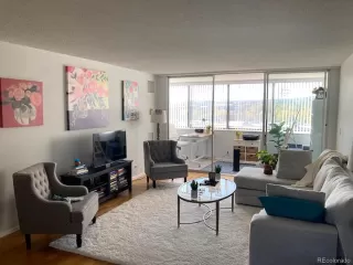 Photo #1: 9846755 Listing