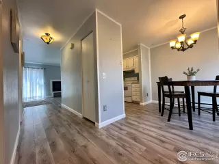 Photo #2: 984694 Listing