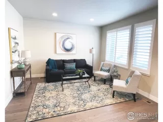 Photo #2: 984705 Listing