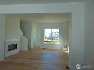 Photo #4: 984719 Listing 