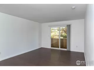 Photo #3: 984777 Listing 