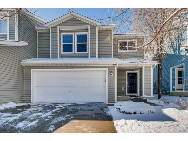 MLS: 9847850 Condo For Sale