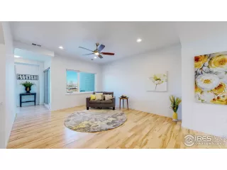 Photo #3: 984825 Listing