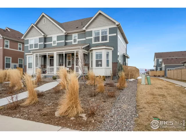 MLS: 984827 Condo For Sale