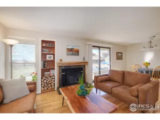 Photo #3: 984842 Listing