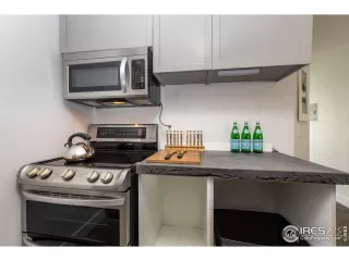 Photo #4: 984867 Listing 