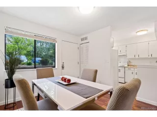 Photo #2: 9848701 Listing