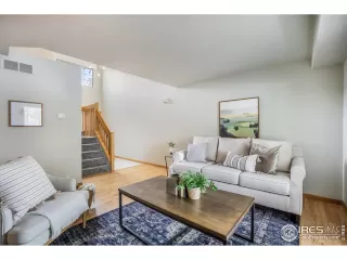 Photo #3: 984885 Listing