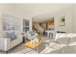 Photo #4: 984891 Listing