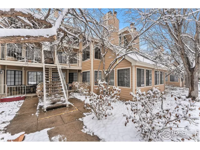 MLS: 984936 Condo For Sale