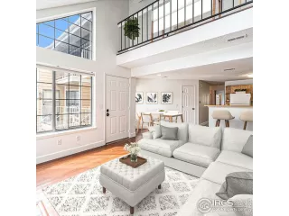 Photo #4: 984936 Listing