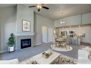 Photo #4: 984957 Listing