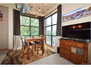 Photo #4: 9849821 Listing