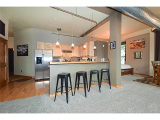 Photo #6: 9849821 Listing