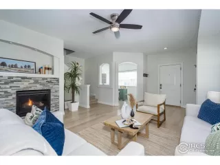 Photo #5: 984999 Listing