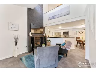 Photo #5: 985007 Listing 