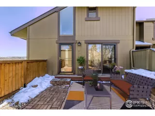 Photo #2: 985016 Listing