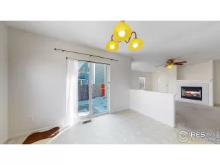 Photo #4: 985018 Listing 