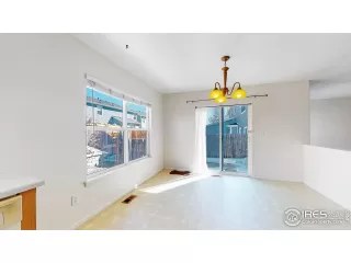 Photo #6: 985018 Listing 