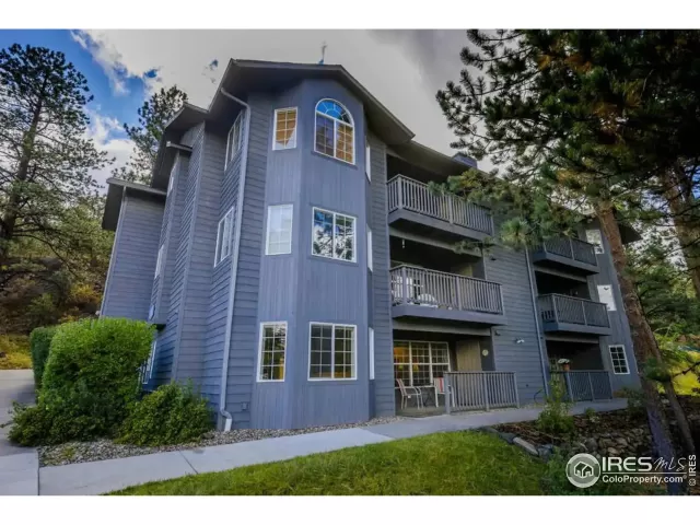 MLS: 985041 Condo For Sale